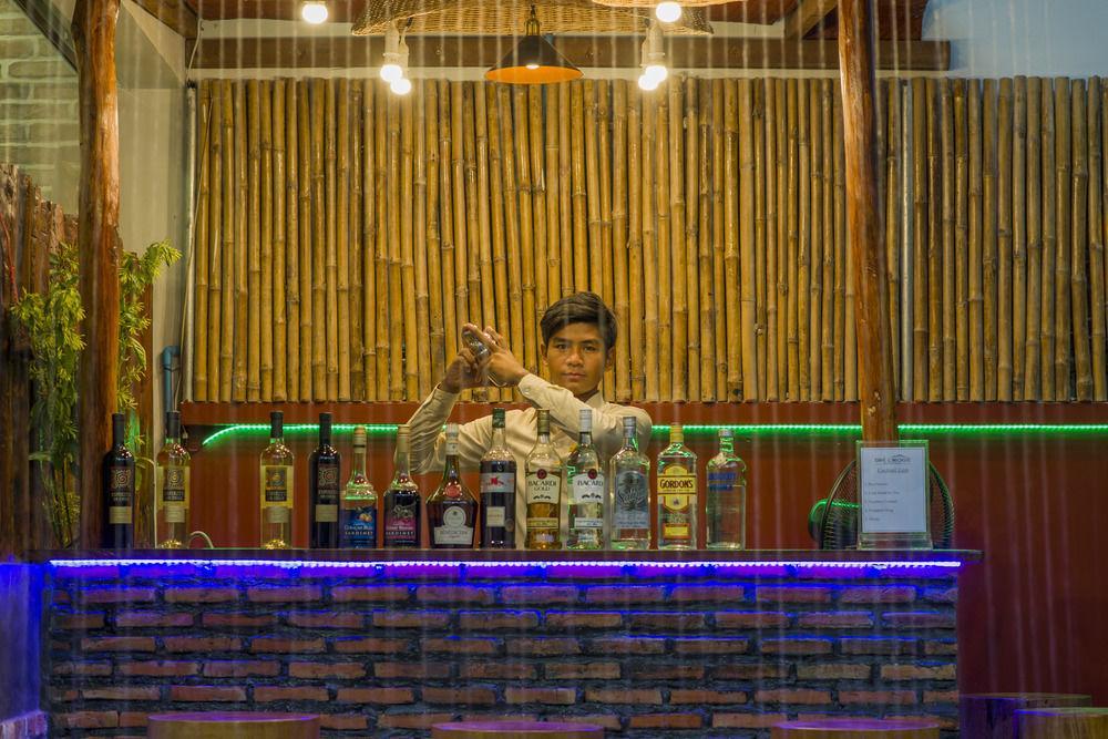 Skor Boutique Hotell Siem Reap Eksteriør bilde